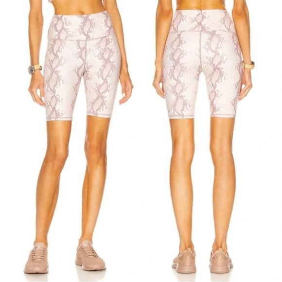 NWT Varley Albury Athletic Biker Short in Light Python Snakeskin Print - Picture 1 of 7